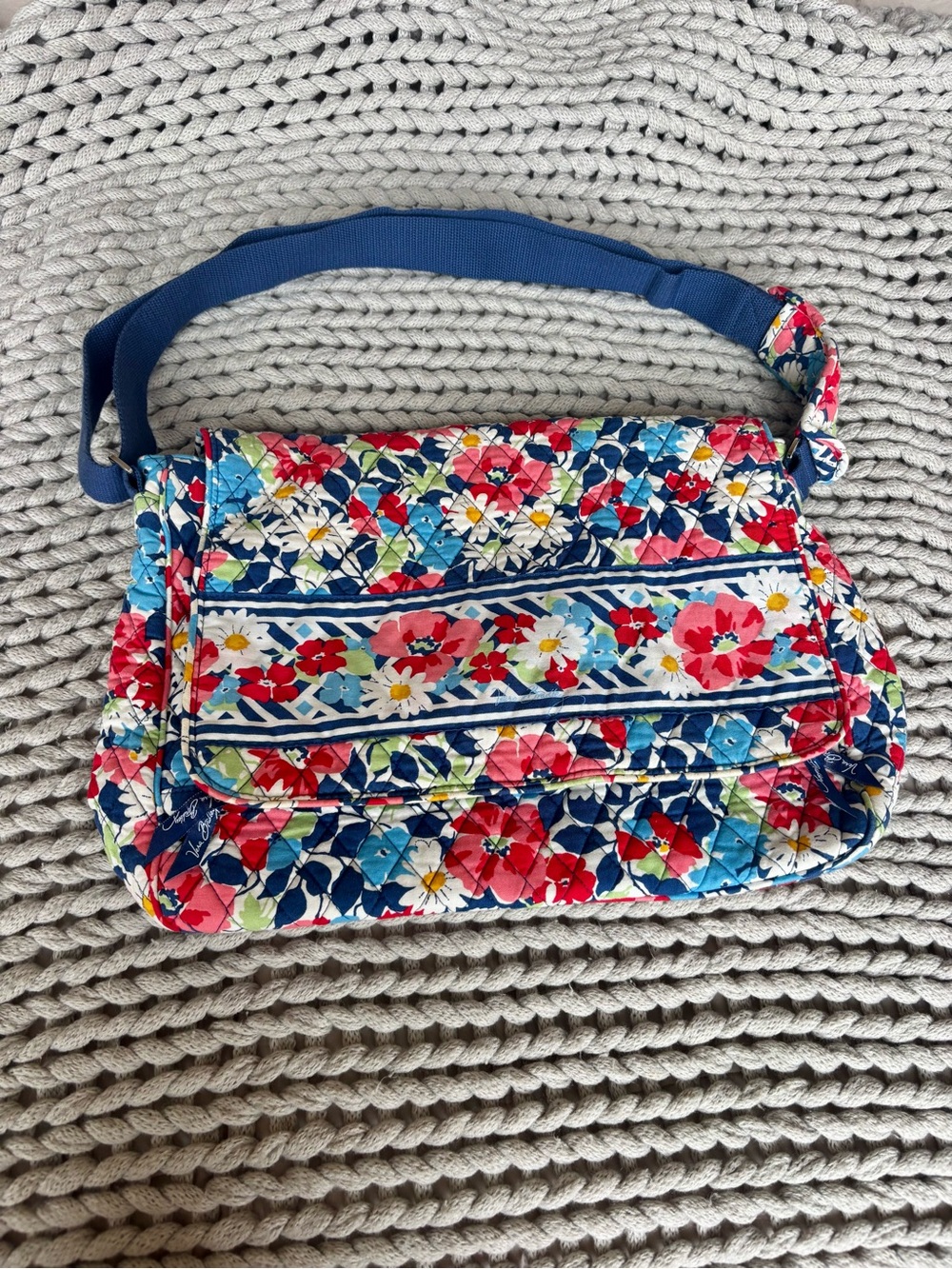 Vera Bradley Messenger bag